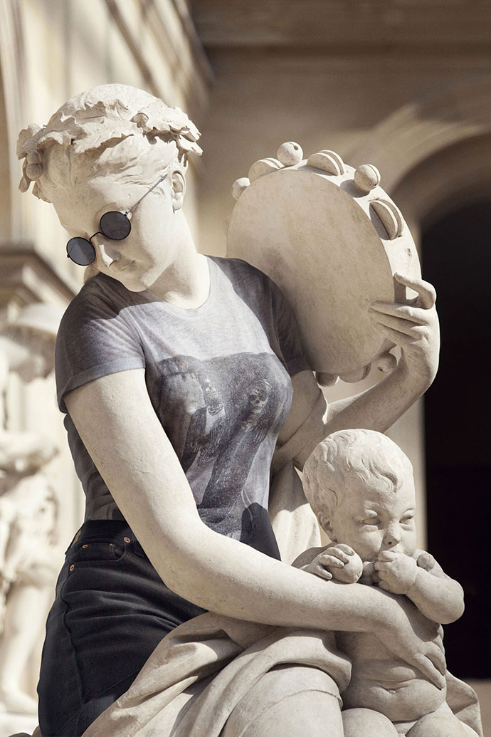 Hipsters in stone by photographer Leo Caillard