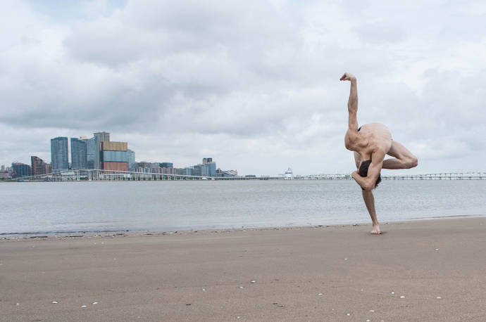 Unusual dance photography by breakdancer Arthur Cadre