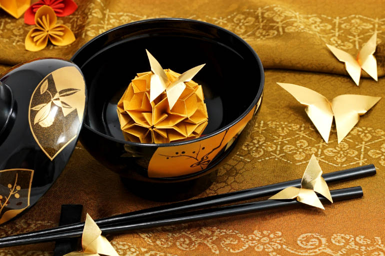 Neo-traditional paper art by Gadgetique Japon